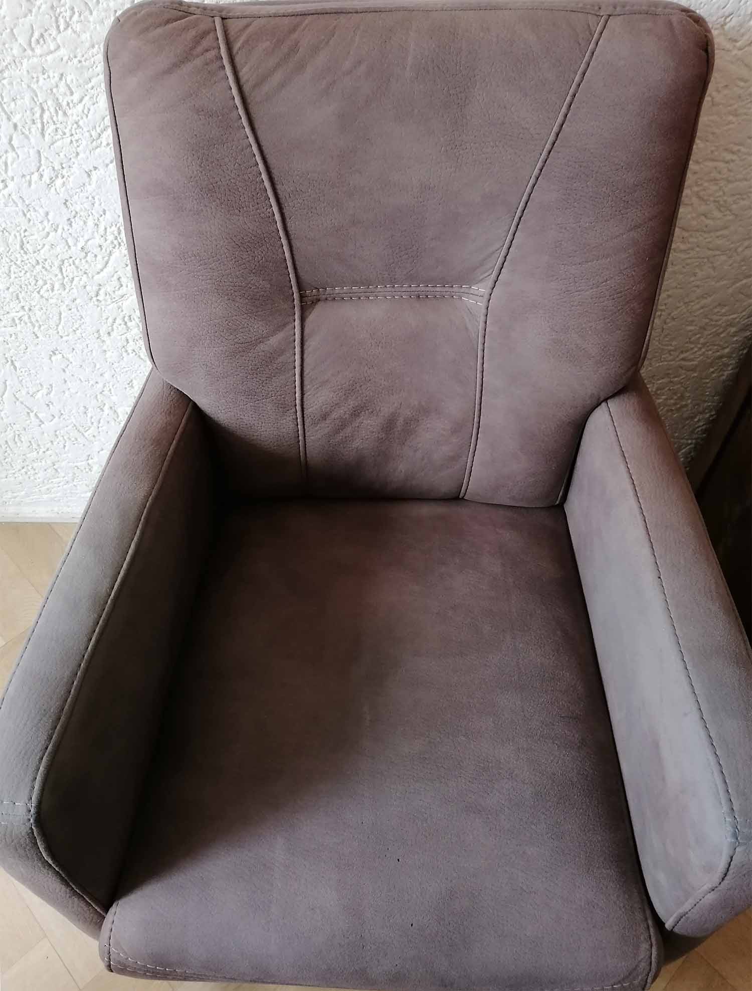 Fauteuil laten reinigen - After